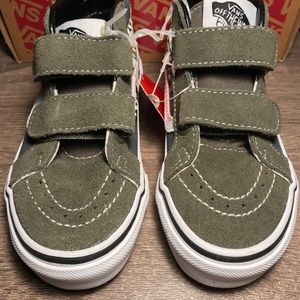 BNIB Boys Grey/print SK8 HI Vans Shoes size 11.5